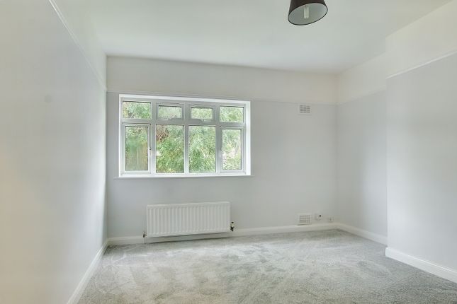 Thumbnail Flat to rent in Park Court (Pp415), West Dulwich