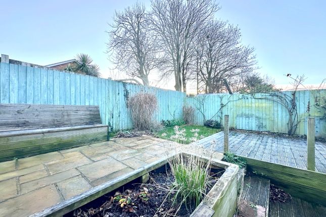 25, Peaseditch, Brixham photo 3