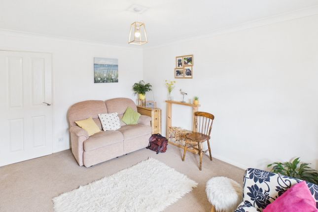 54, Kipling Way, Stowmarket photo 3