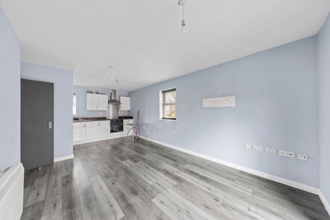 67 Rockford Gardens, Warrington photo 3