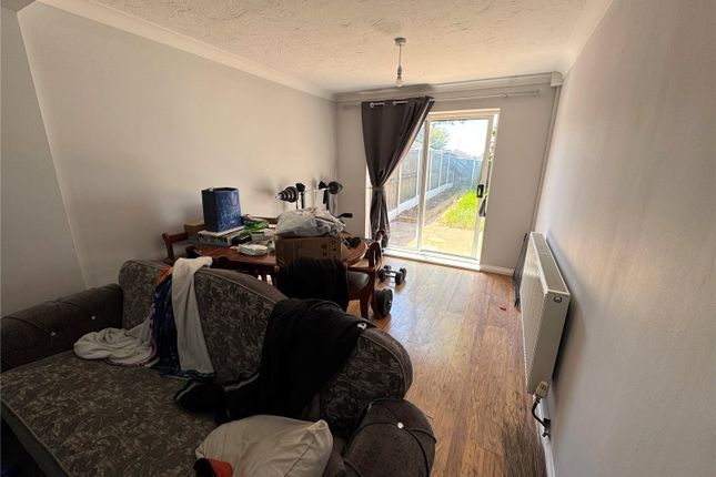 31, Becontree Close, Essex photo 4