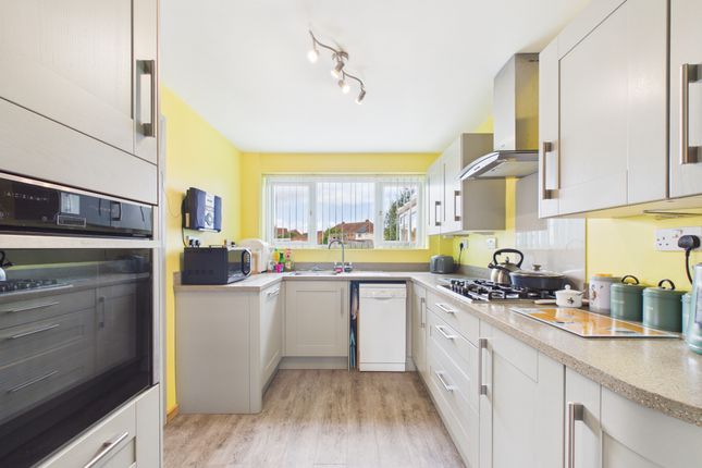 24, Linden Close, Bridgwater photo 4