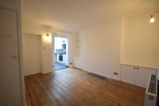 6, Milton Place, Bideford photo 4