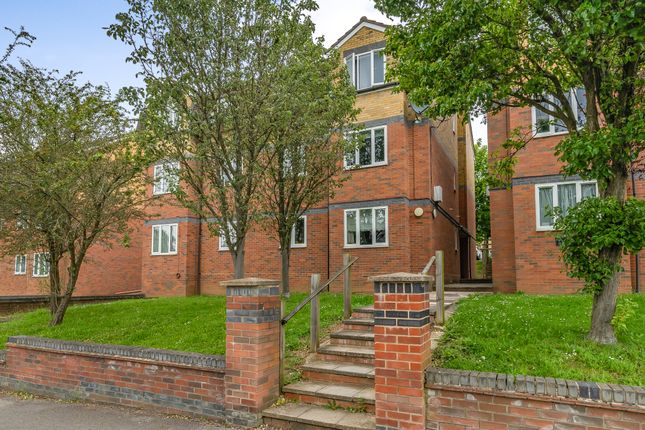 Thumbnail Flat to rent in Pippin Court, Park Road, Barnet, And Parking Space 72