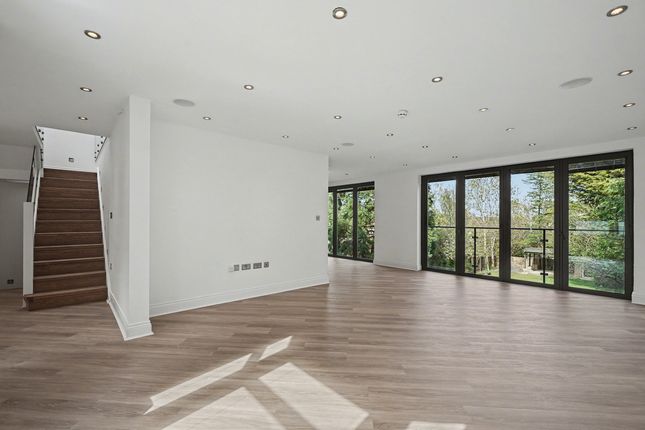 1, The Drive, Barnet photo 3