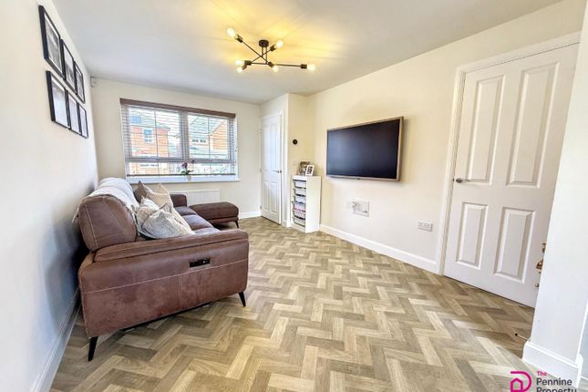 17, Cruck Barn Road, Sheffield photo 3