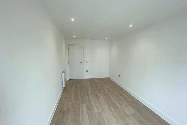 Flat to rent in 215 Aspect Point, Wentworth Street, Peterborough