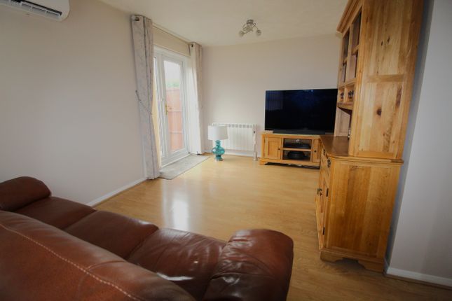 33, Arran Close, Sandy photo 4