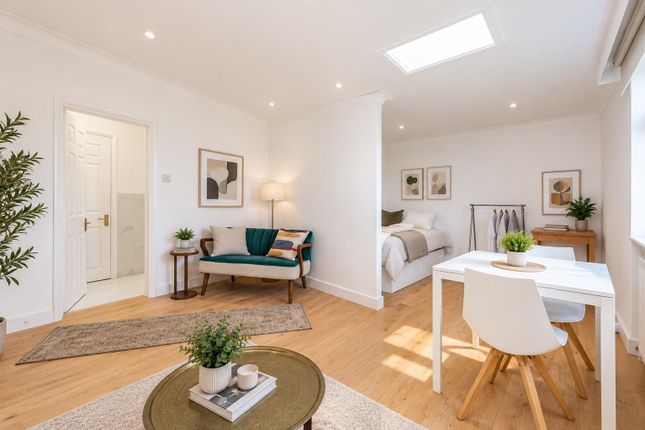 Studio flat on Flat F (4th Floor), 188, Cromwell Road, London, £375,000