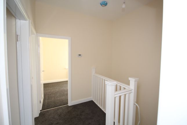 18, Houghton Road, Rotherham photo 5