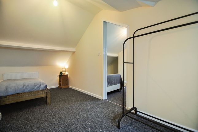 Room 6, 6 York Place, Newport photo 5