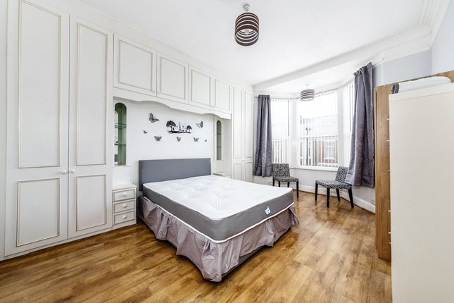 39, Tosson Terrace, Newcastle Upon Tyne photo 5