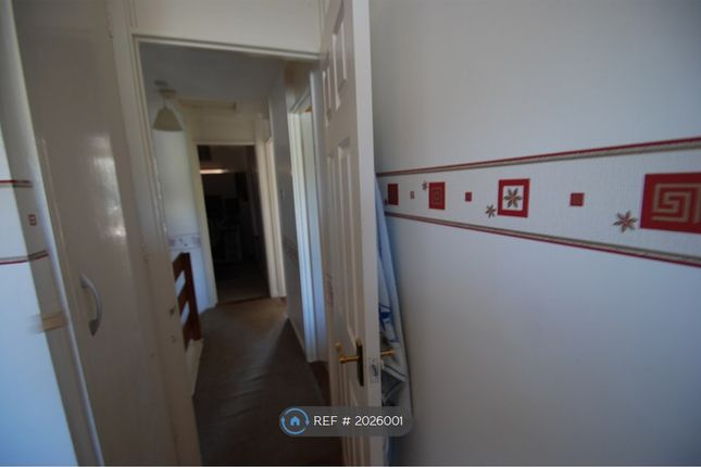 Terraced house to rent in Elliott Close, Exeter