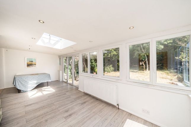 55, Wingfield Road, Kingston Upon Thames photo 4