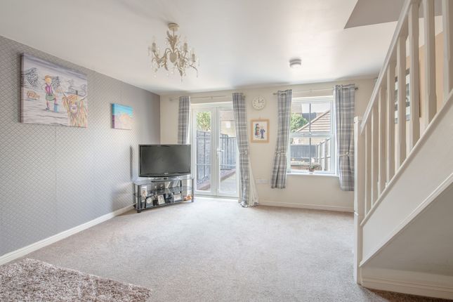 7, Knights Way, Bingley photo 3