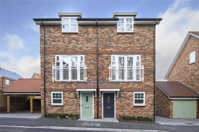Thumbnail Semi-detached house for sale in Ively Road, Fleet