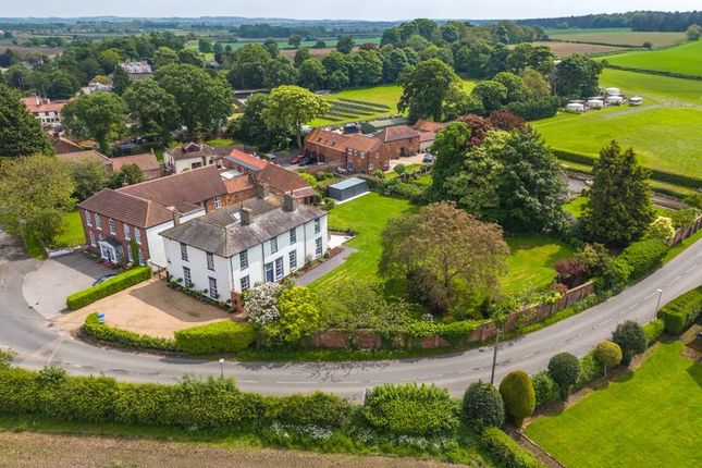 Thumbnail Detached house for sale in Barnby Moor, Retford