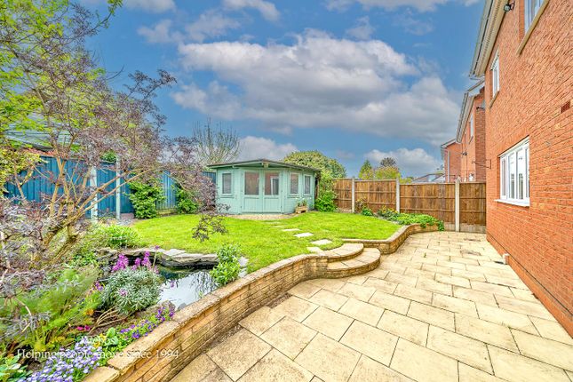12, Cedar Grove, Walsall photo 4