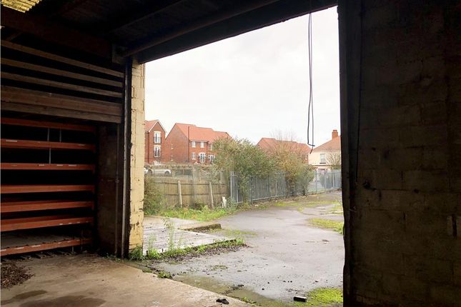 11 Merevale Avenue, Nuneaton, Warwickshire CV11, warehouse ...