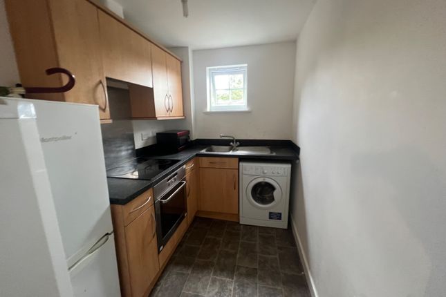 Flat to rent in Clough Close, Middlesbrough, North Yorkshire
