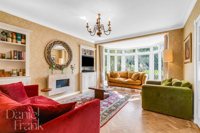 34, Tycehurst Hill, Loughton photo 3