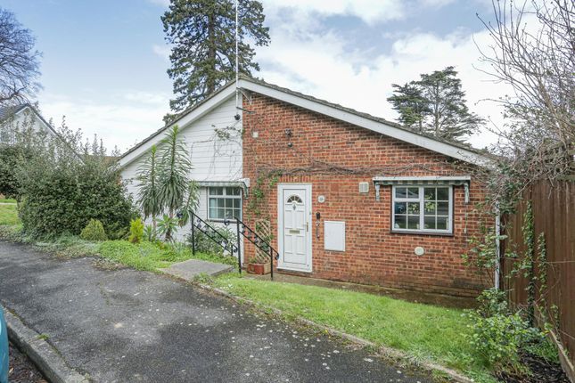 Semi-detached bungalow for sale in Channel Lea, Walmer