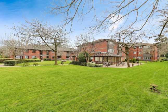 Flat for sale in Maplebeck Court, Lode Lane, Solihull