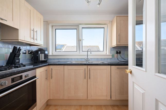 52 Greenacre Place, Stirling photo 2