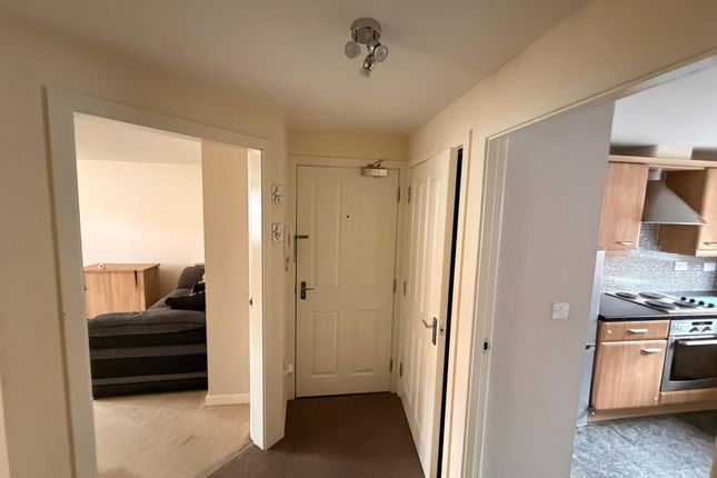 155, Jenkinson Grove, Doncaster photo 3