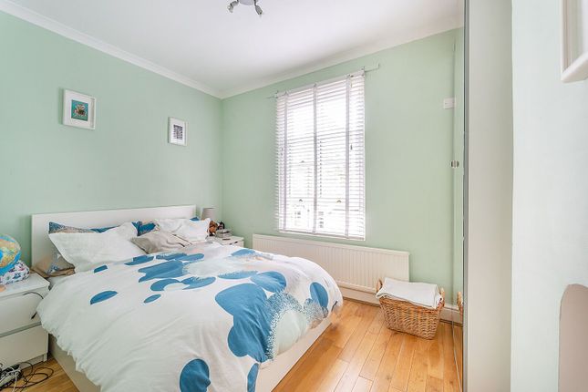 Southerton Road, Hammersmith photo 4
