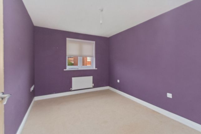 58, Lowther Crescent, Grange Park photo 4