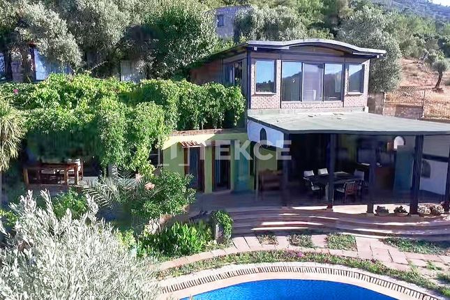 Country house for sale in Göltürkbükü, Bodrum, Muğla, Türkiye