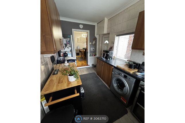 Lime Avenue, Staveley, Chesterfield photo 4