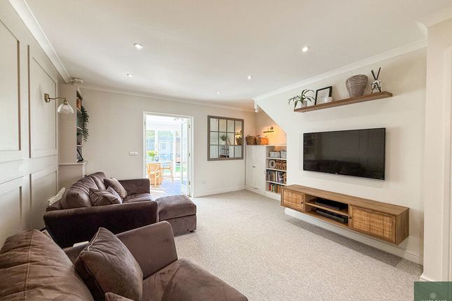 8 The Courtyard, David Penhaligon Way, Truro photo 3