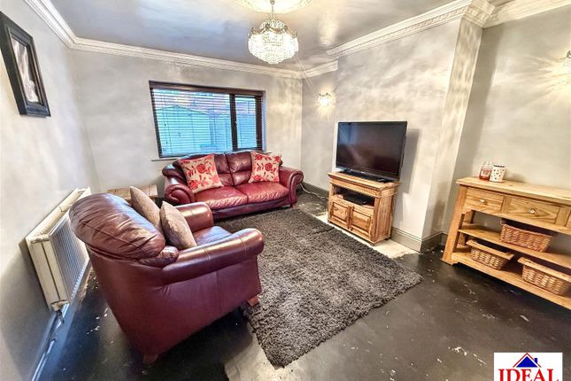 155, Great North Road, Woodlands, Doncaster photo 3
