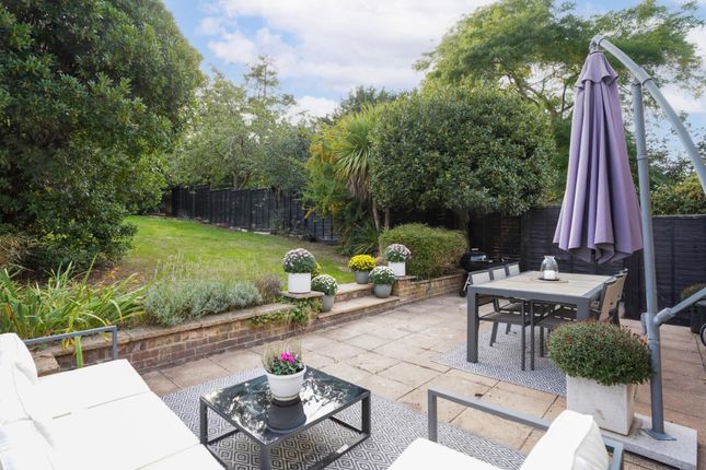 43, Highfield Hill, London photo 4
