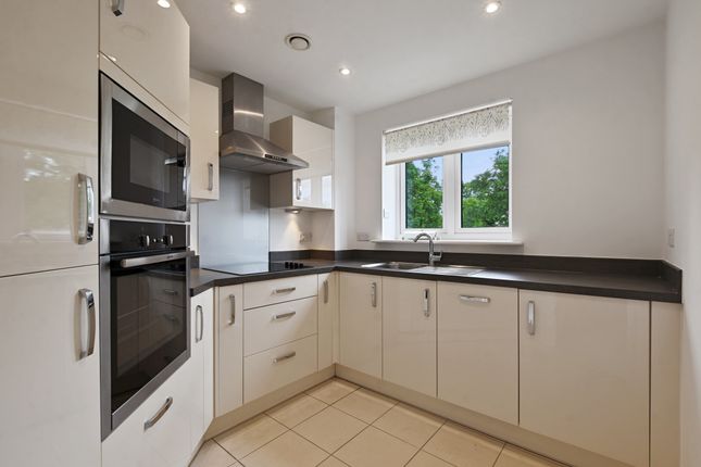 Thumbnail Flat to rent in London Road, St.Albans