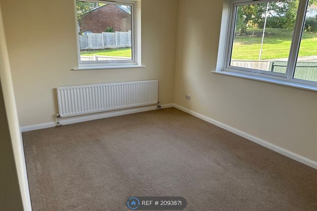 Bedroom 2 Double