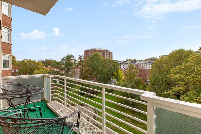 Flat for sale in Kingston House North, Prince's Gate