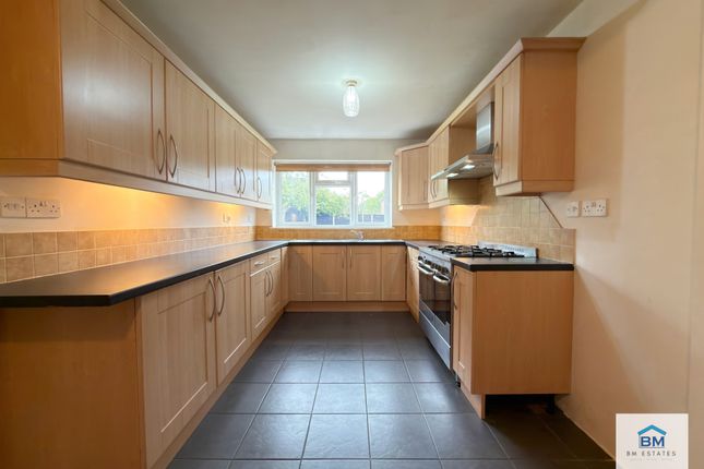 14, Fallowfield Road, Leicester photo 4