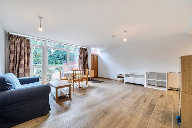 Flat 1, Beecholme,, Woodside Park Road, London photo 2
