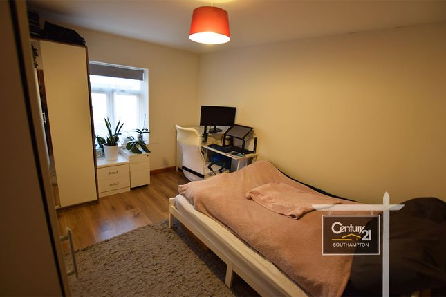 Flat 19,  32, Clifton Road, SOUTHAMPTON photo 4
