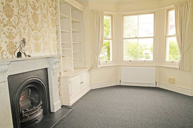 Flat 4, 13, Seafield Road, Hove photo 2