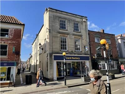 Retail premises to let in 38 High Street, Wells, Somerset