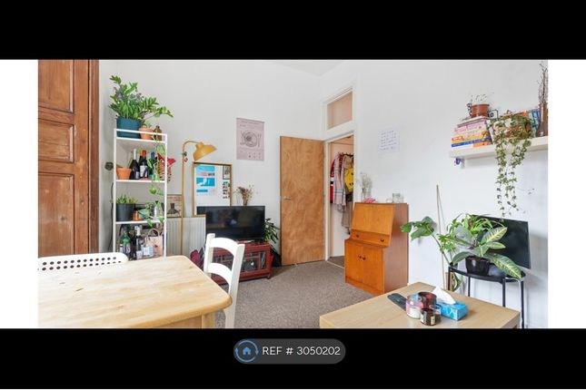 B, Farleigh Rd, London photo 2