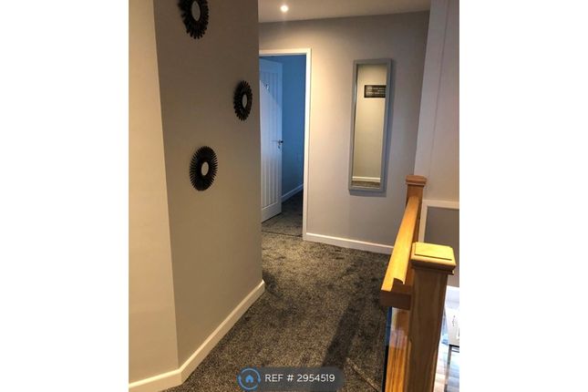 Graisley Lane, Room, Wednesfield photo 4
