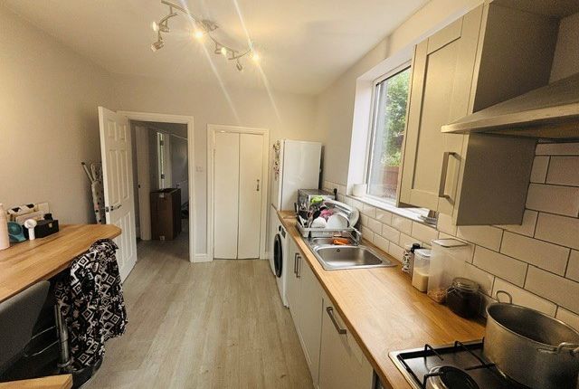 118, Davies Road, NOTTINGHAM photo 5