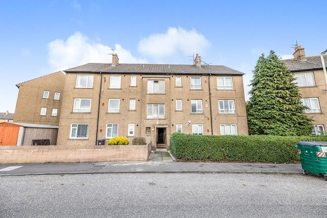 Thumbnail Flat for sale in Kemnay Gardens, Dundee, Angus
