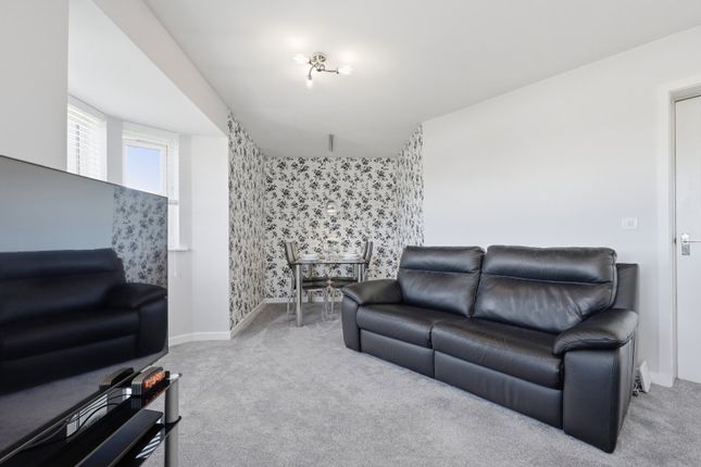 3/1, 6, Stirrat Crescent, Renfrewshire photo 4
