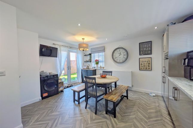 49, Crabtree Meadow, Coleford photo 3